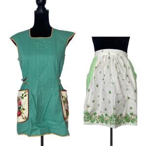 Vintage 50's 60's Floral Aprons - Set of 2